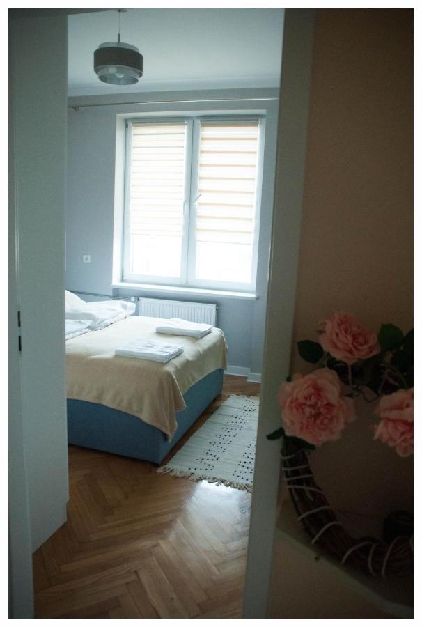 Color 24 Apartament III スタロバ・ボラ エクステリア 写真