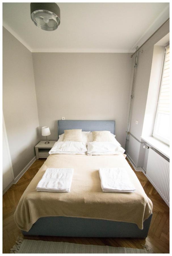 Color 24 Apartament III スタロバ・ボラ エクステリア 写真